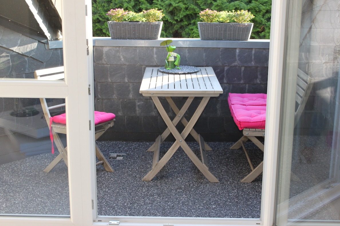 Terrasse mit Sitzgruppe
